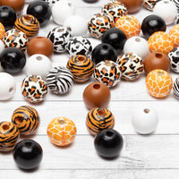 3sscha 180Pcs Animal Print Beads Natural Round Wooden Bead with Cow Leopard Tiger Zebra Giraffe Pattern DIY Craft Farmhouse Making for Room Party Decoration Indoor Tiered Tray Wall Hanging Ornaments